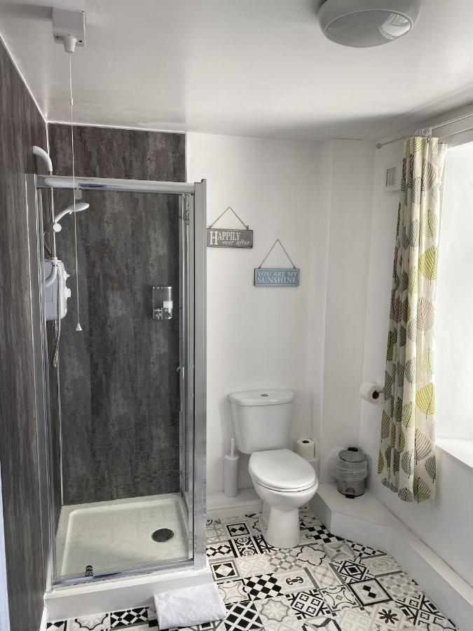 Number 19 Guest House - Self Check In - Under 4 Miles From Barrow In Furness Dalto-in-Furness Exteriör bild